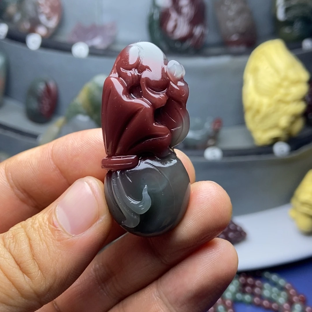 上***善玛瑙/玉髓未镶嵌颈饰