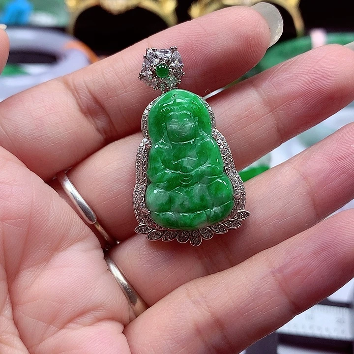 翡翠银S925镶嵌颈饰翡翠