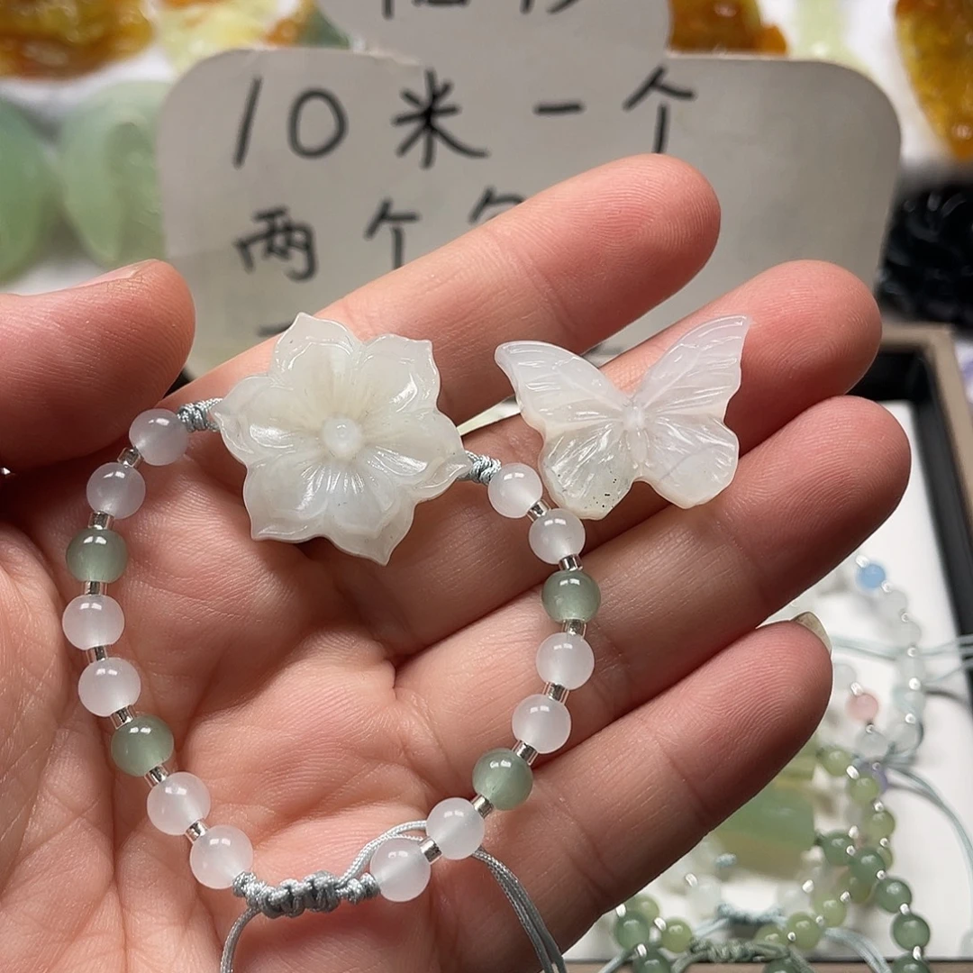 美***鹤蛇纹石玉未镶嵌颈饰