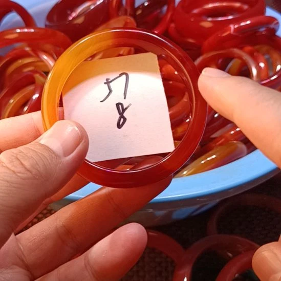 玛瑙/玉髓未镶嵌手镯