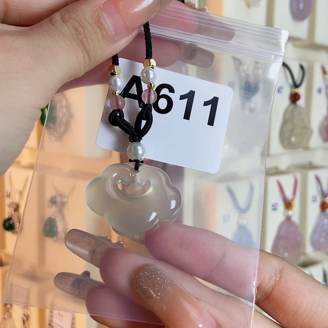 玛瑙/玉髓颈饰合金