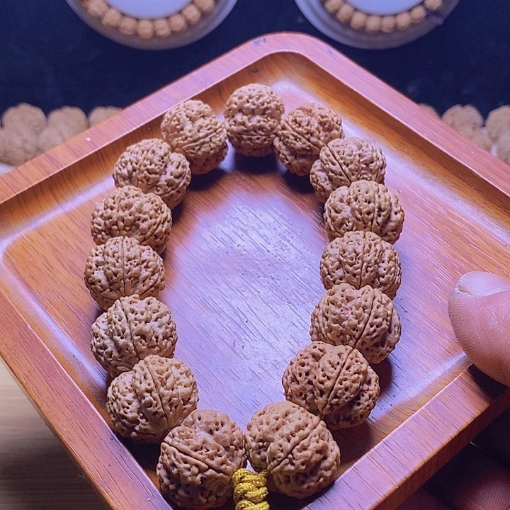 手串金刚菩提啦*啦古龙老树王