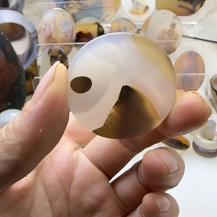 玛瑙/玉髓未镶嵌颈饰