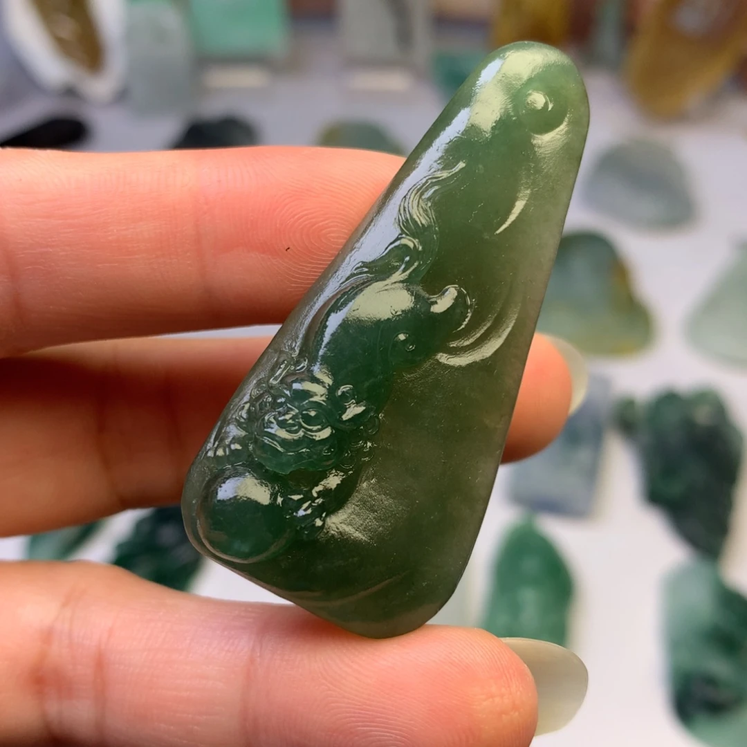 定制翡翠未镶嵌翡翠