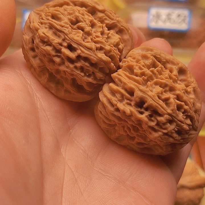 文玩核桃把件39全品凹底拉丝纹涿鹿南疆石