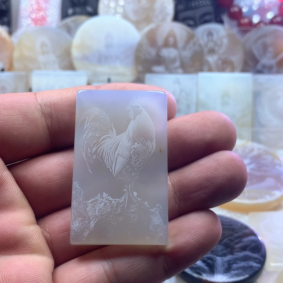 未镶嵌颈饰玛瑙/玉髓初**心