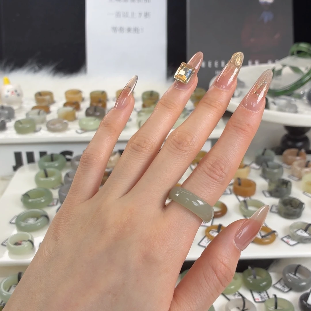 和田玉未镶嵌戒指z22奶晴窄轮胎16.9