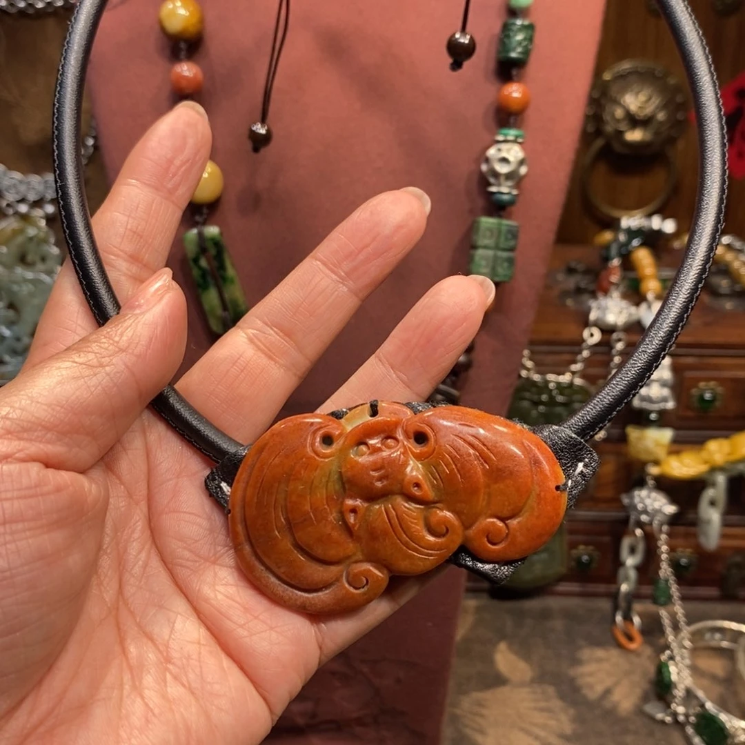 翡翠吊坠(赠链)未镶嵌