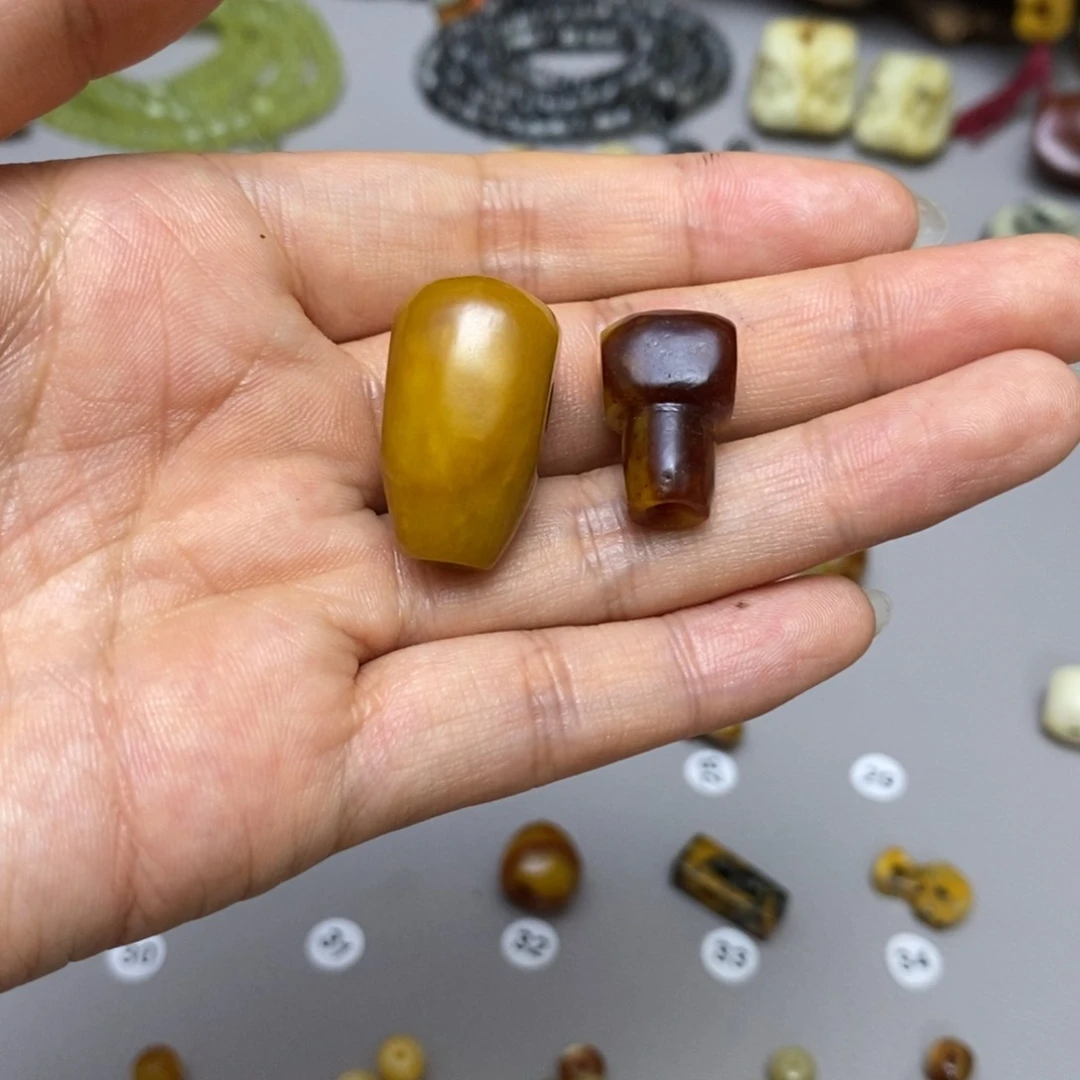 蛇纹石玉合金配饰和*