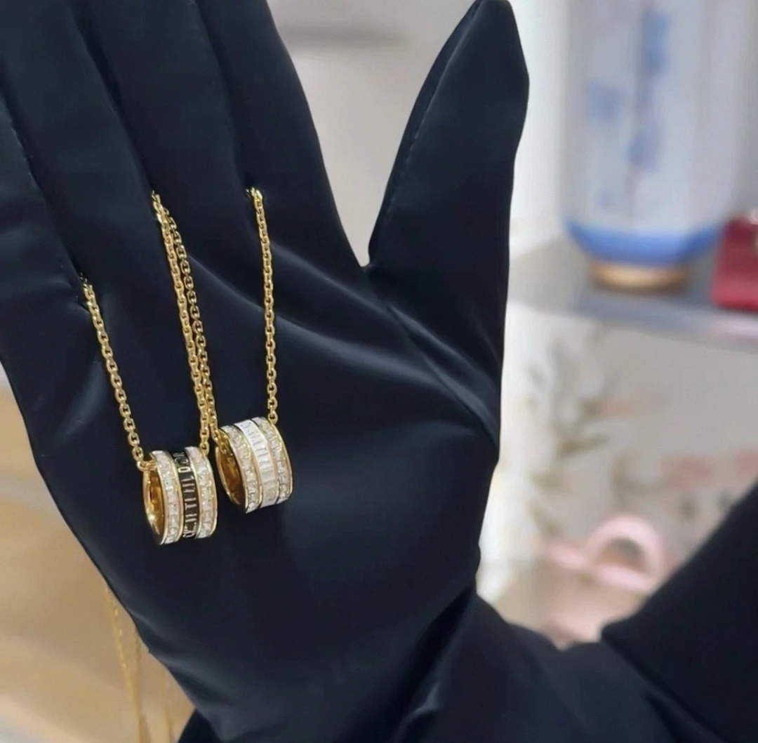 钛钢锆石项链 猪鼻子黑色色ins风日韩百搭镶钻经典排钻（正确字母）