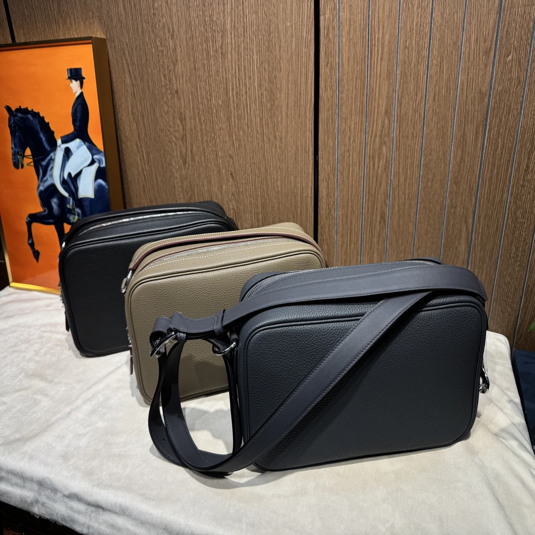 绅逸私定（On －body Mousqueton)全手工togo小牛皮 肩背包男士时尚