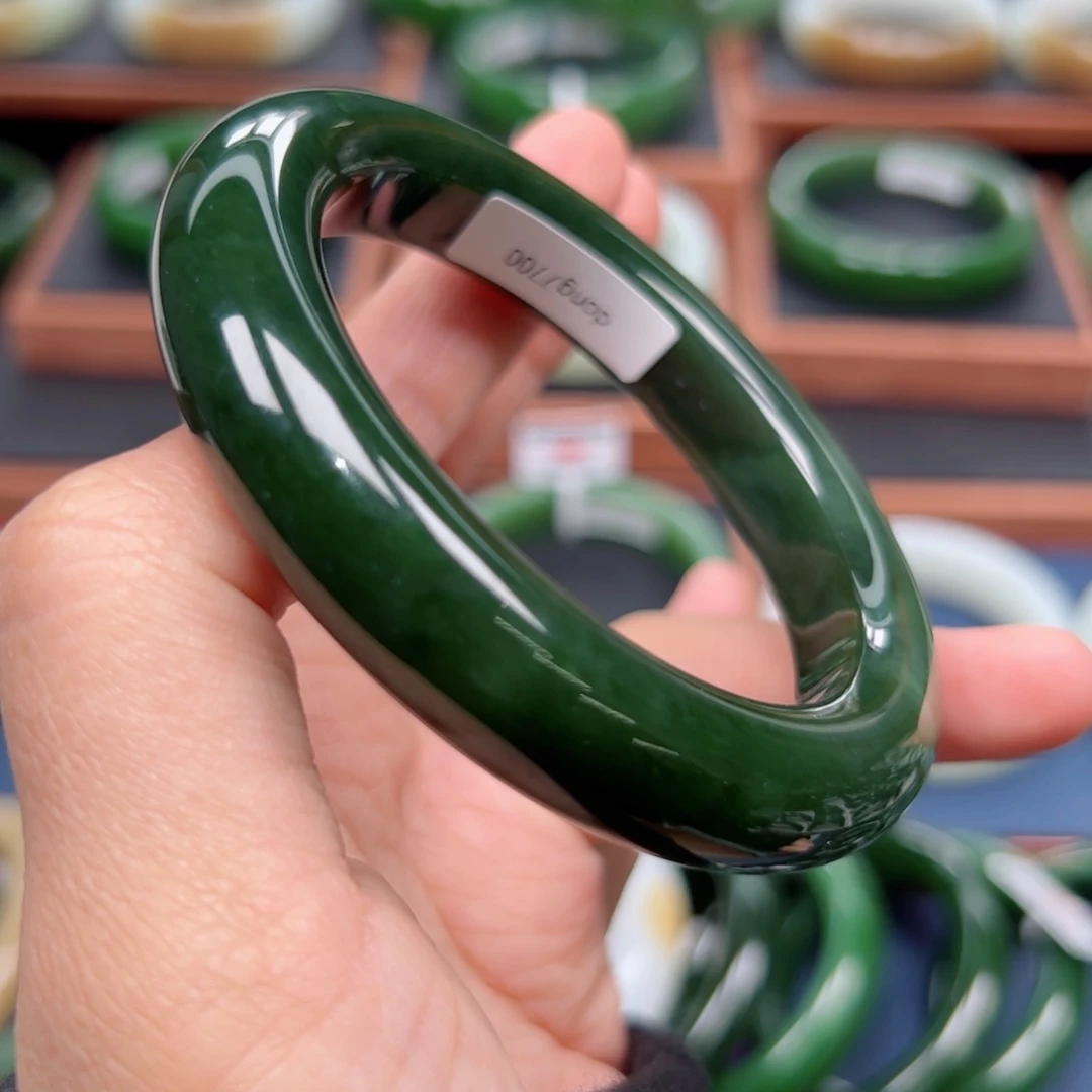 未镶嵌手镯和田玉（碧玉）59