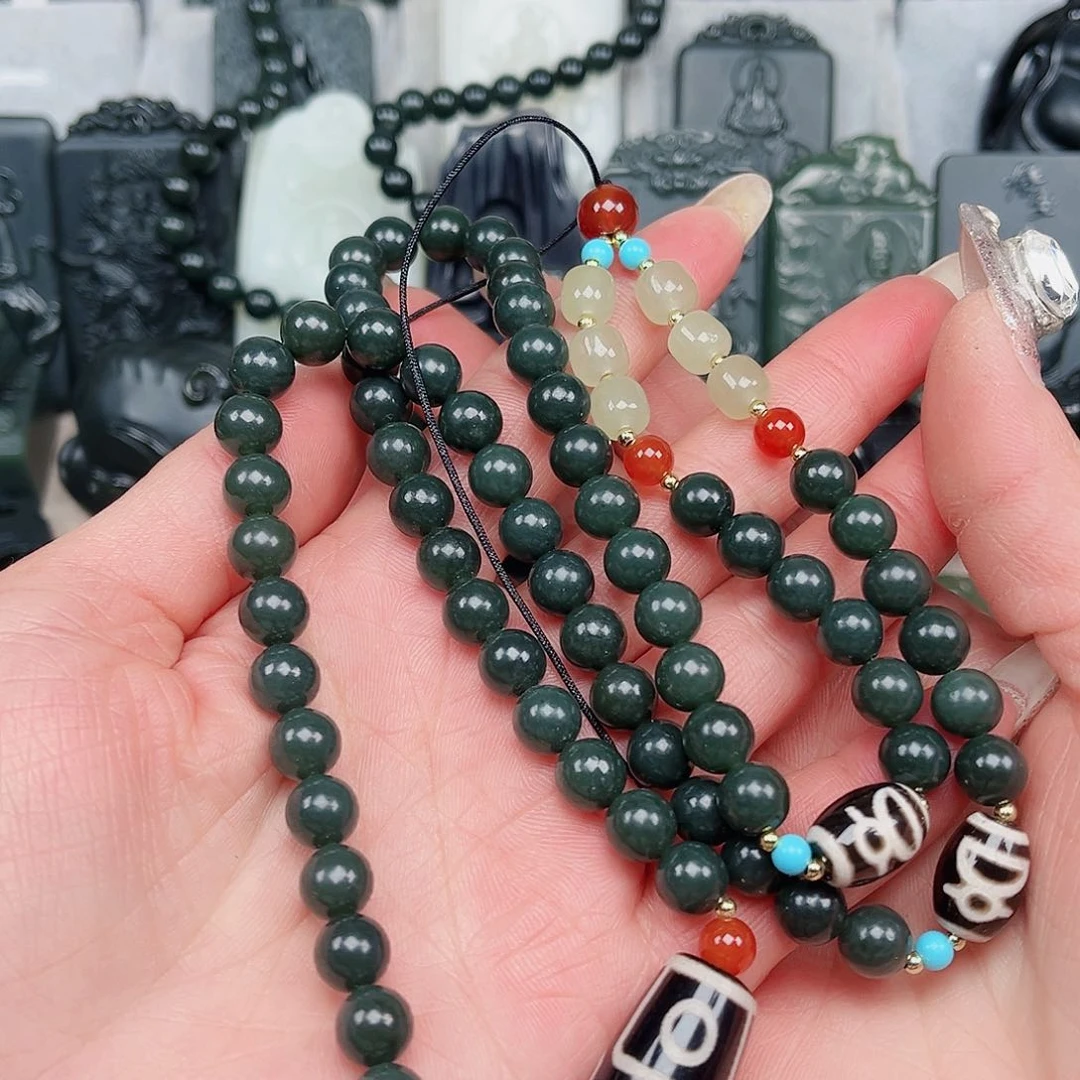 和田玉颈饰未镶嵌