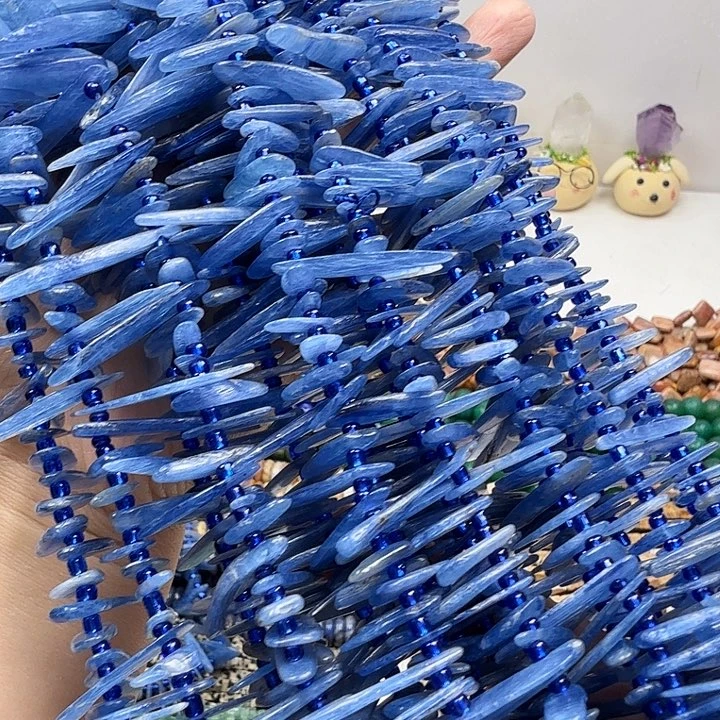 水晶珠宝半成品未镶嵌蓝晶石长牙一条