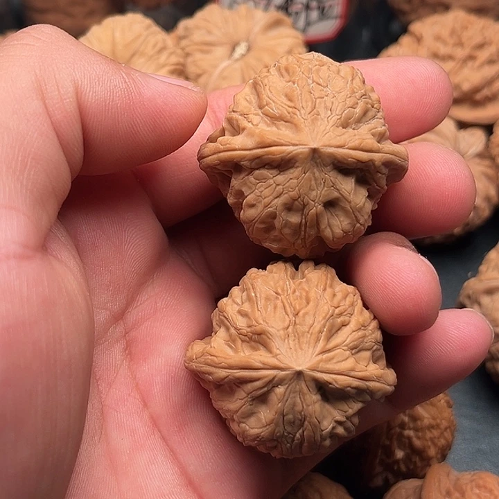 把件文玩核桃靠山王40