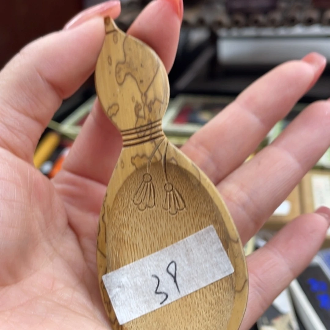【闪购商品】-微瑕_ 回流物品，不是全新