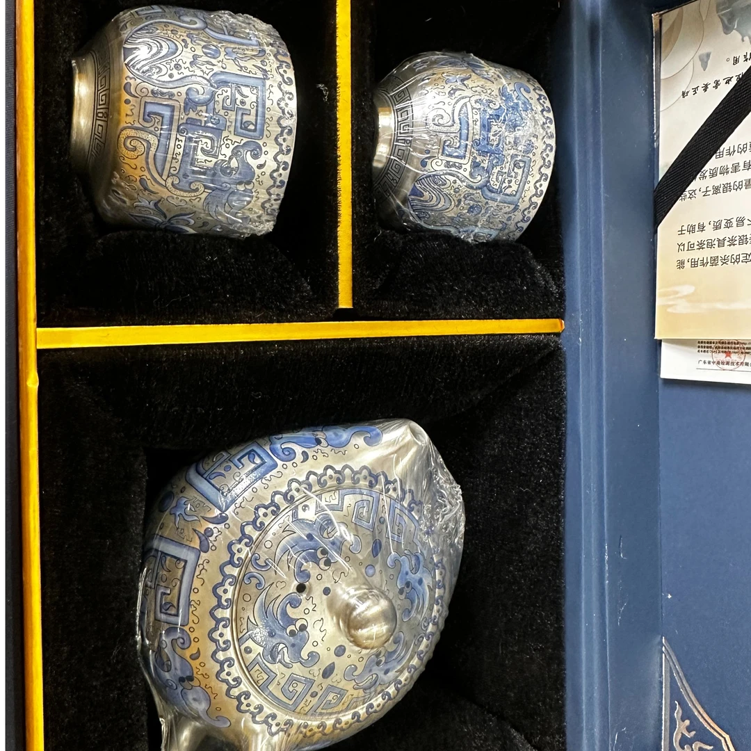 22茶具瓷器【银器闪购名称】青花缠枝莲一壶两杯带盘高端鎏银套装