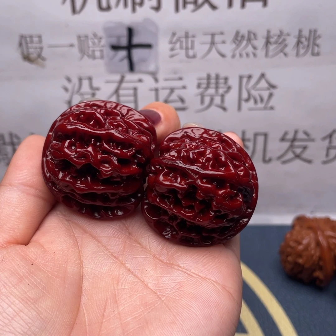 文玩核桃吊坠w****7苹果