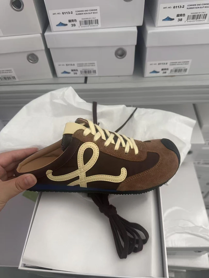 罗家歪头休闲风高跟包头拖可爱风低跟潮流包头时尚