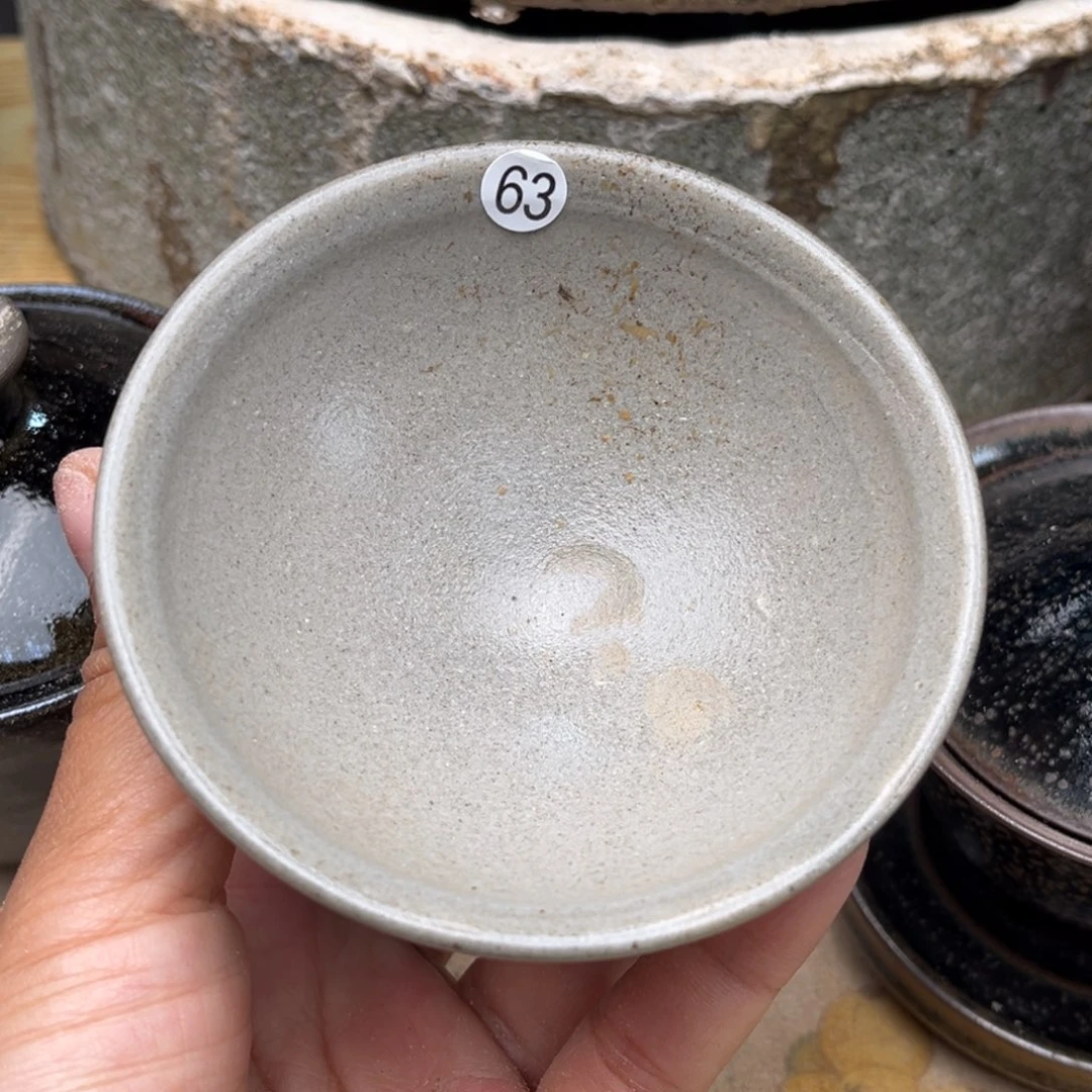茶盏义兴龙窑坚持真柴烧落灰烧