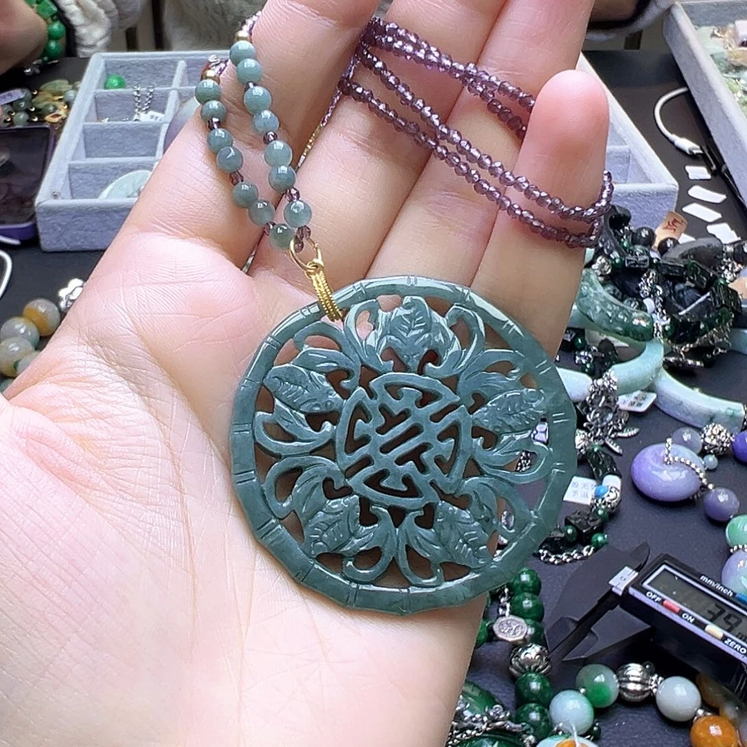 翡翠未镶嵌颈饰99