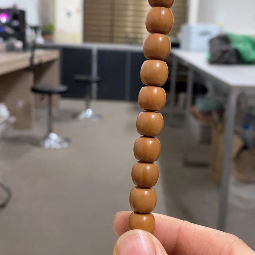 猴头核桃吊坠直切