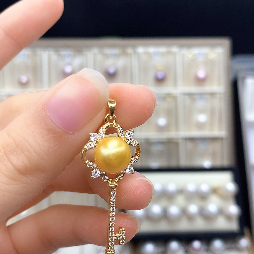 淡水珍珠合金颈饰