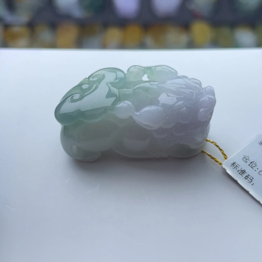 翡翠颈饰未镶嵌貔貅