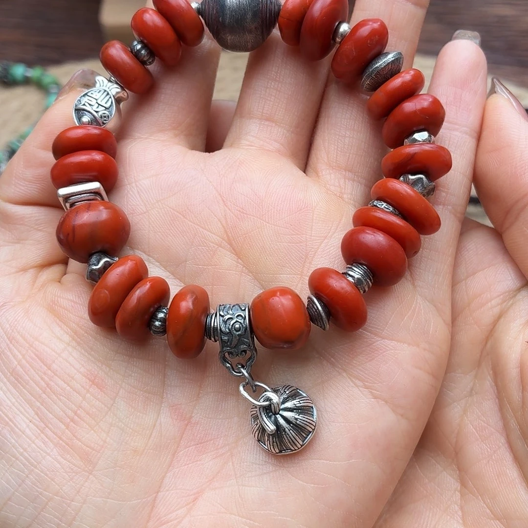 ****，南红玛瑙未镶嵌手链