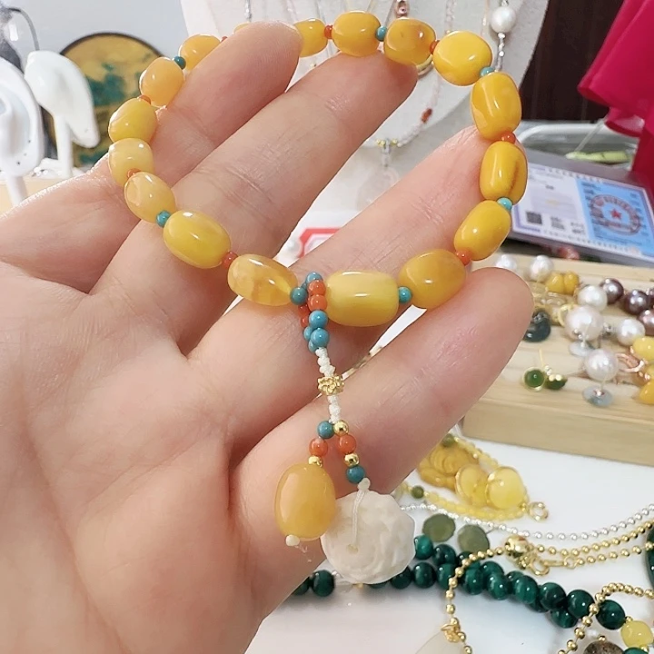 蜜蜡未镶嵌手链6.2乘8.8随形设计款天然有结构