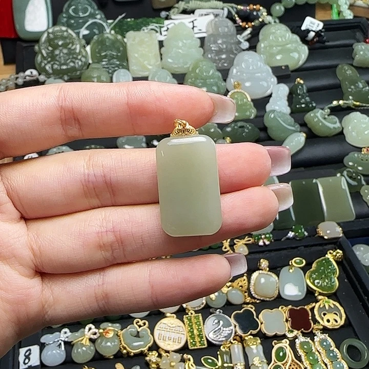 颈饰银S925镶嵌和田玉