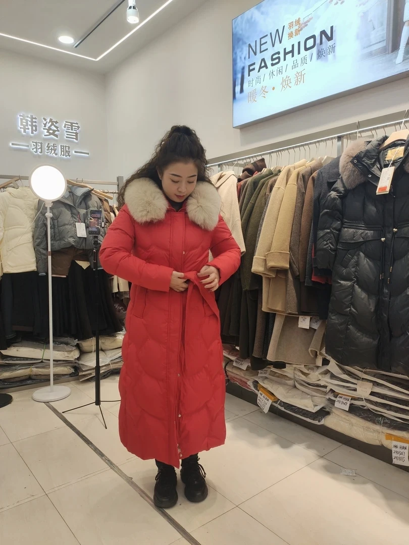 长款修身时尚腰带款羽绒服