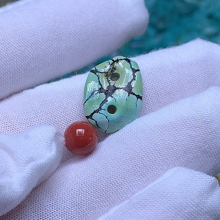 南红玛瑙未镶嵌珠宝奇石