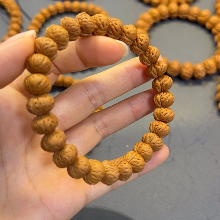 大***闲吊坠桃核12121212