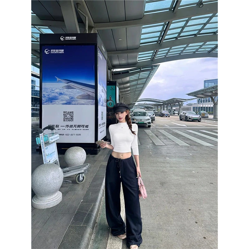 韩系秋冬度假风休闲百搭洋气半高领白色上衣高腰垂感直筒阔腿裤女