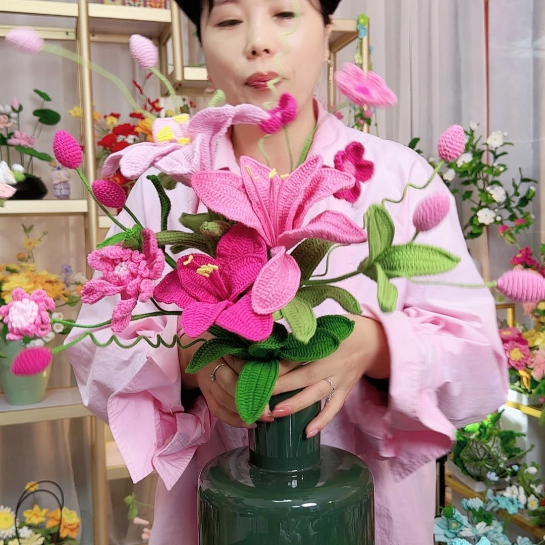 手工钩织设计花束