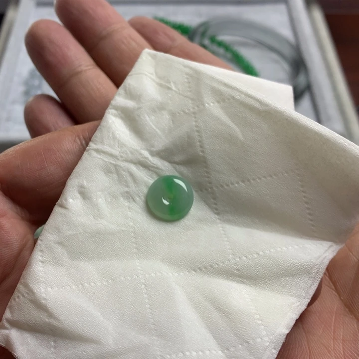 定制翡翠未镶嵌巜***》翡翠