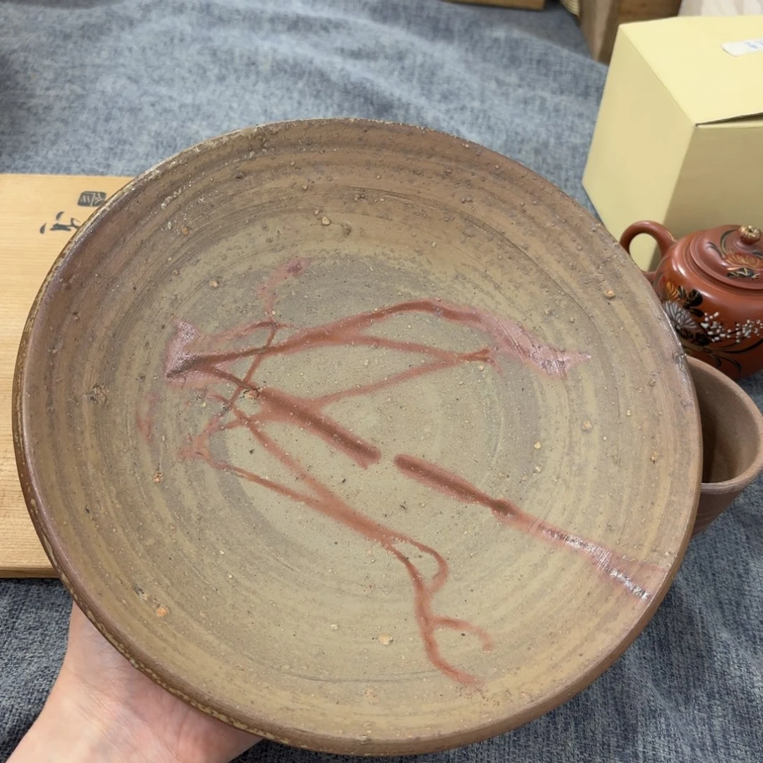 紫砂茶杯非常美丽漂亮的物品