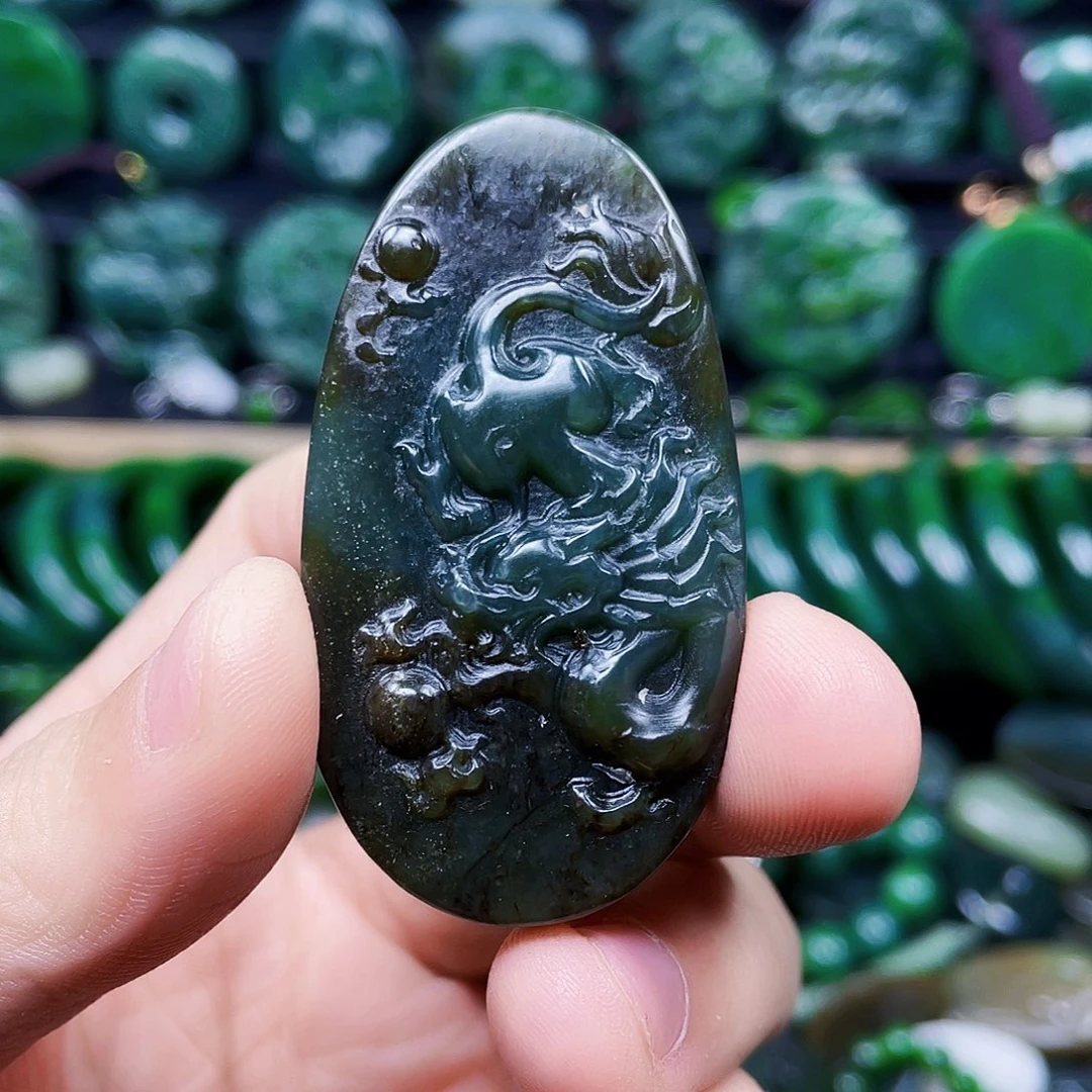 和田玉未镶嵌珠宝半成品