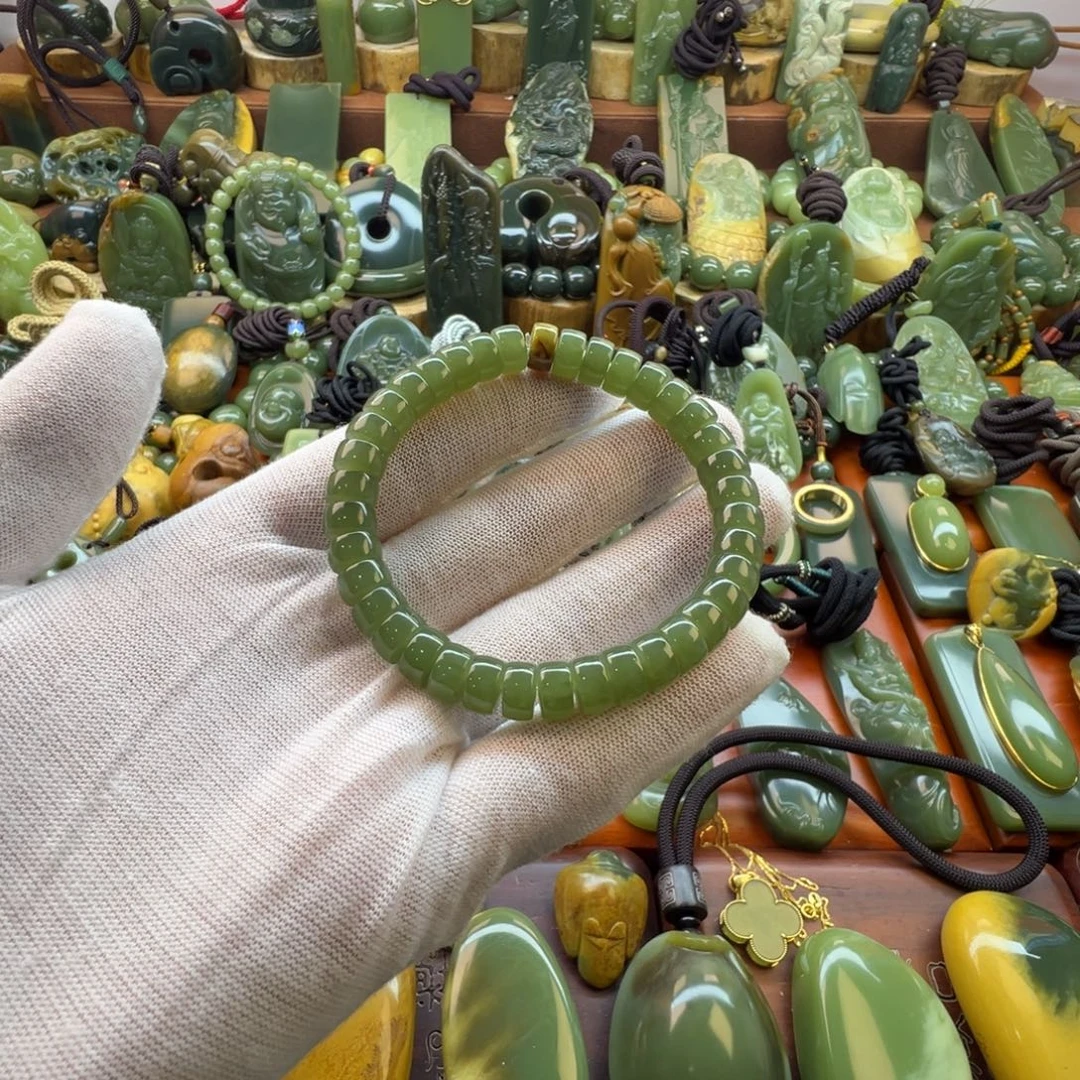 岫岩河磨玉（透闪石质玉）未镶嵌手链