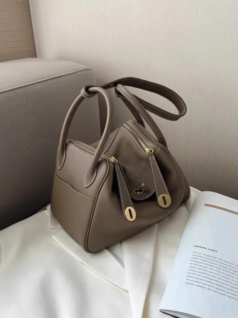 头层牛皮迷你琳迪包包女高级感百搭手提药箱包真皮单肩斜挎枕头包