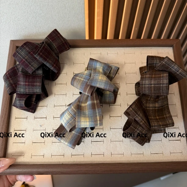 英伦学院风格纹蝴蝶结香蕉夹复古后脑勺竖夹女显发量发饰百搭秋冬