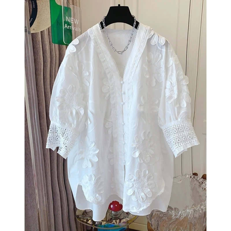 高级感法式气质花朵蕾丝V领白色短袖衬衫宽松时尚大版上衣夏新款