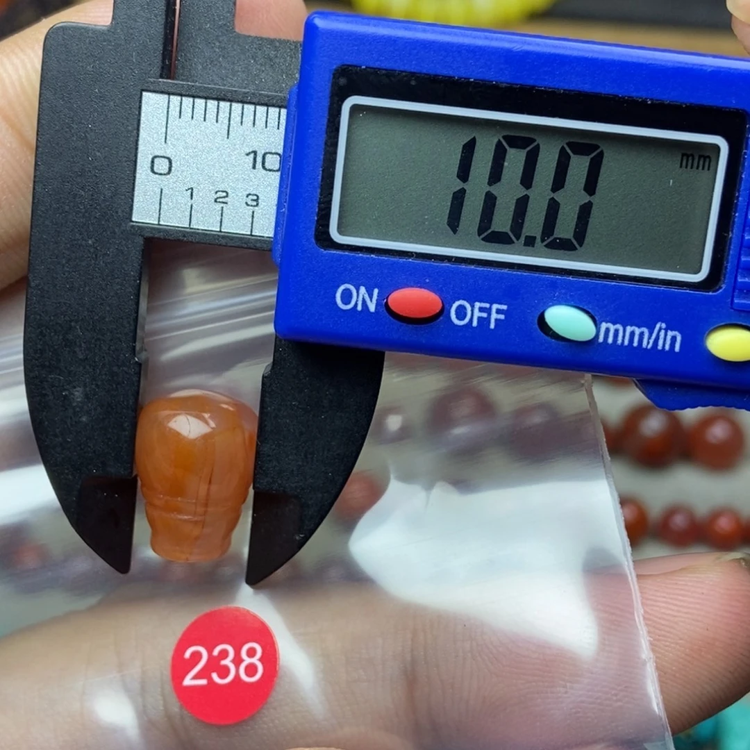 南红玛瑙未镶嵌南红玛瑙有瑕疵