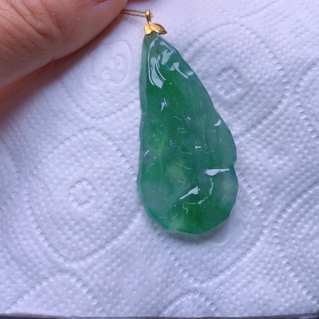 【闪购商品】翡翠吊坠(不含链)未镶嵌