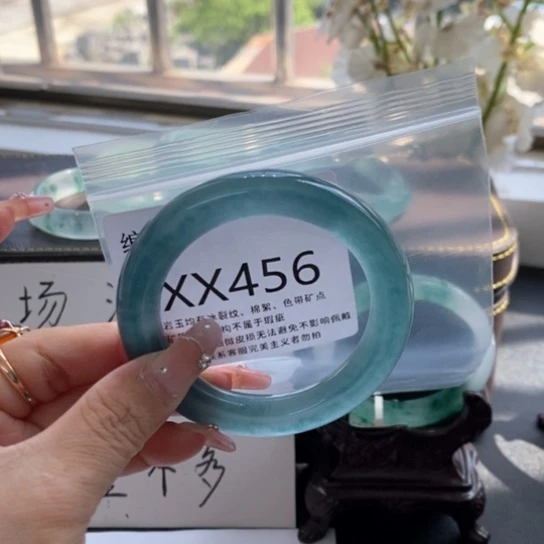惊****?54尺寸不退换