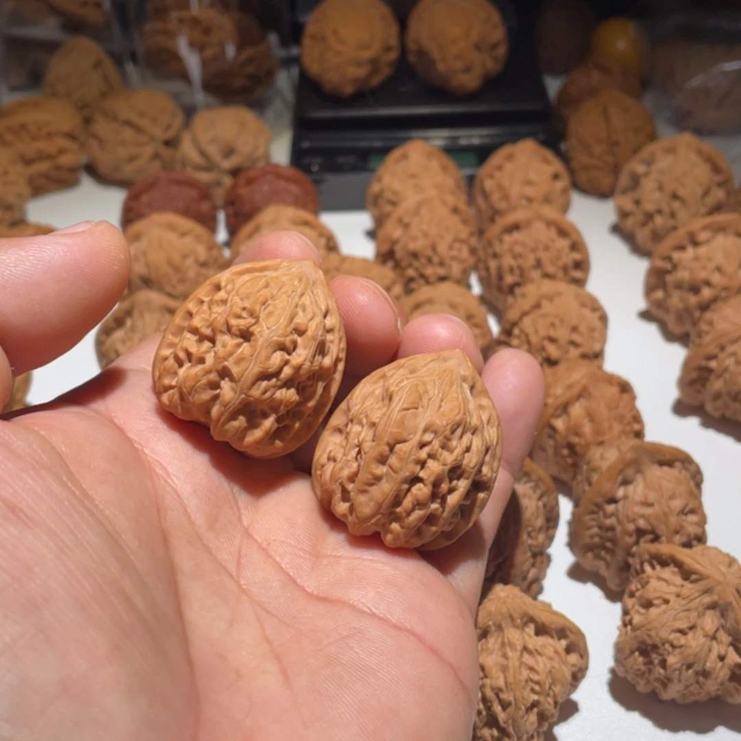 文玩核桃吊坠曼*石鸡