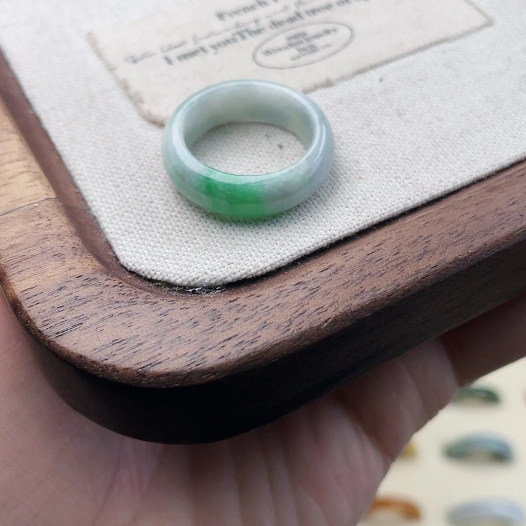 翡翠戒指未镶嵌15 号港 14 包容