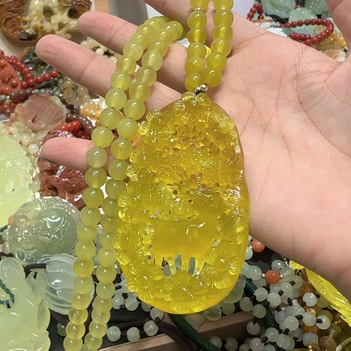未镶嵌蛇纹石玉吊坠善*阁