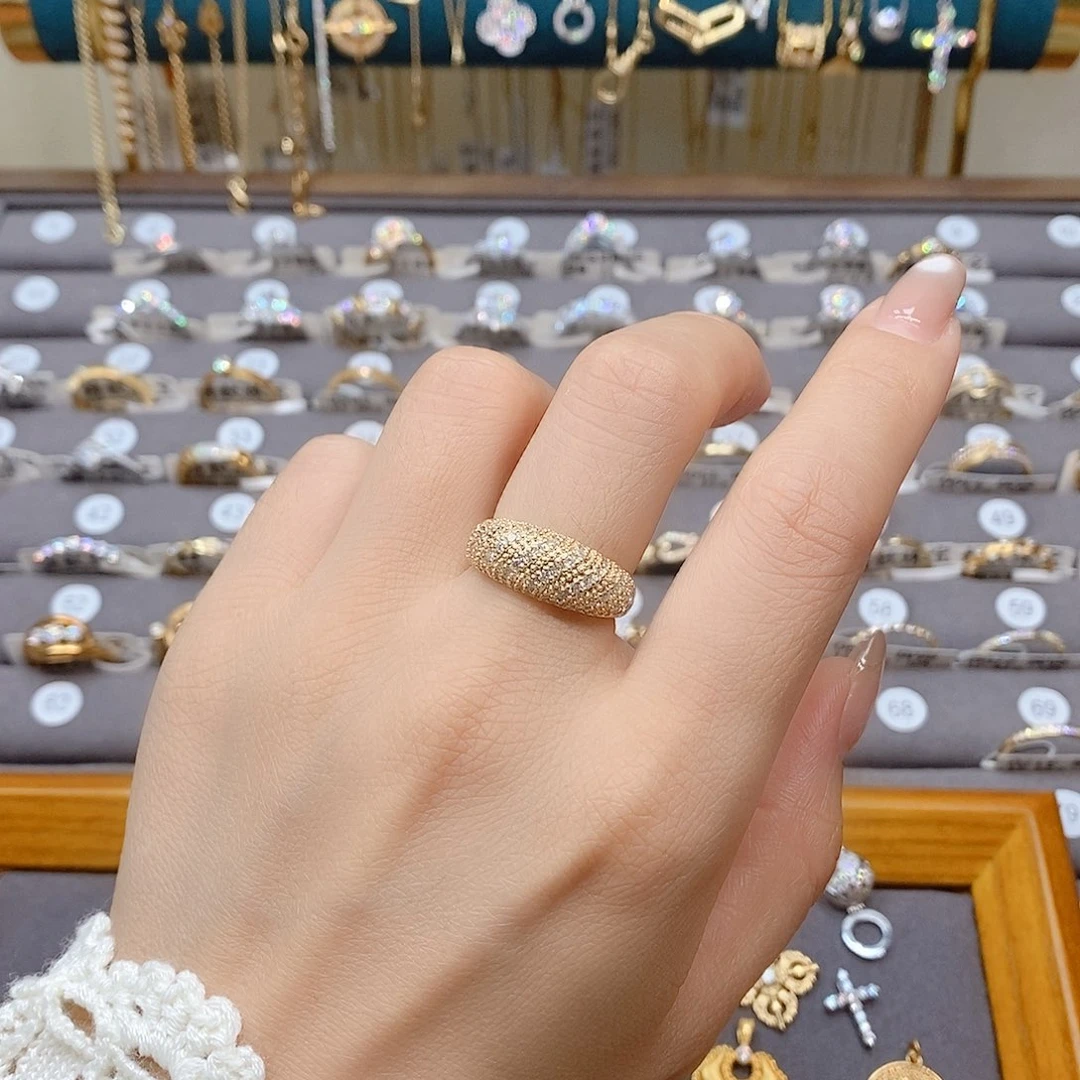 18K金镶嵌戒指钻石天然钻石